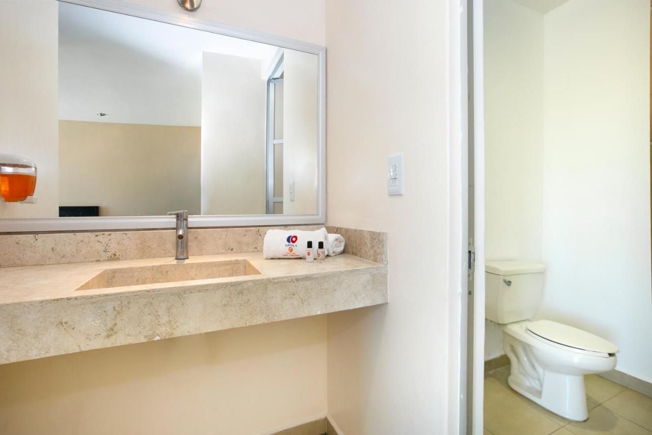 Hotel Euro Confort,Pachuca Экстерьер фото