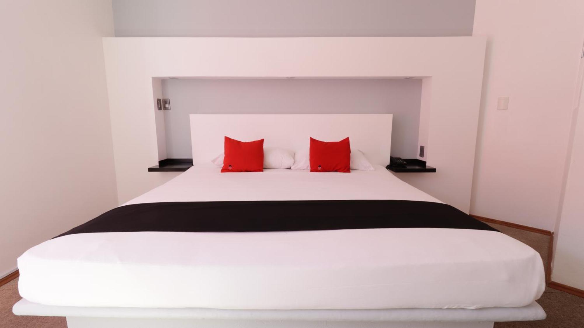 Hotel Euro Confort,Pachuca Экстерьер фото